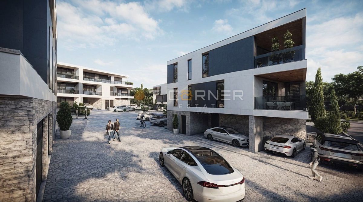 Moderen penthouse, 3 spalnice, ogromna terasa, blizu morja!
