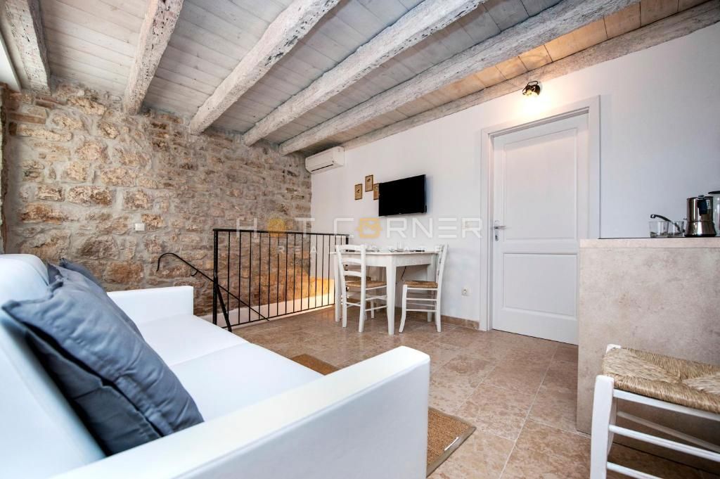 Arhitekturni biser starega Rovinja – avtentična razkošna hiša