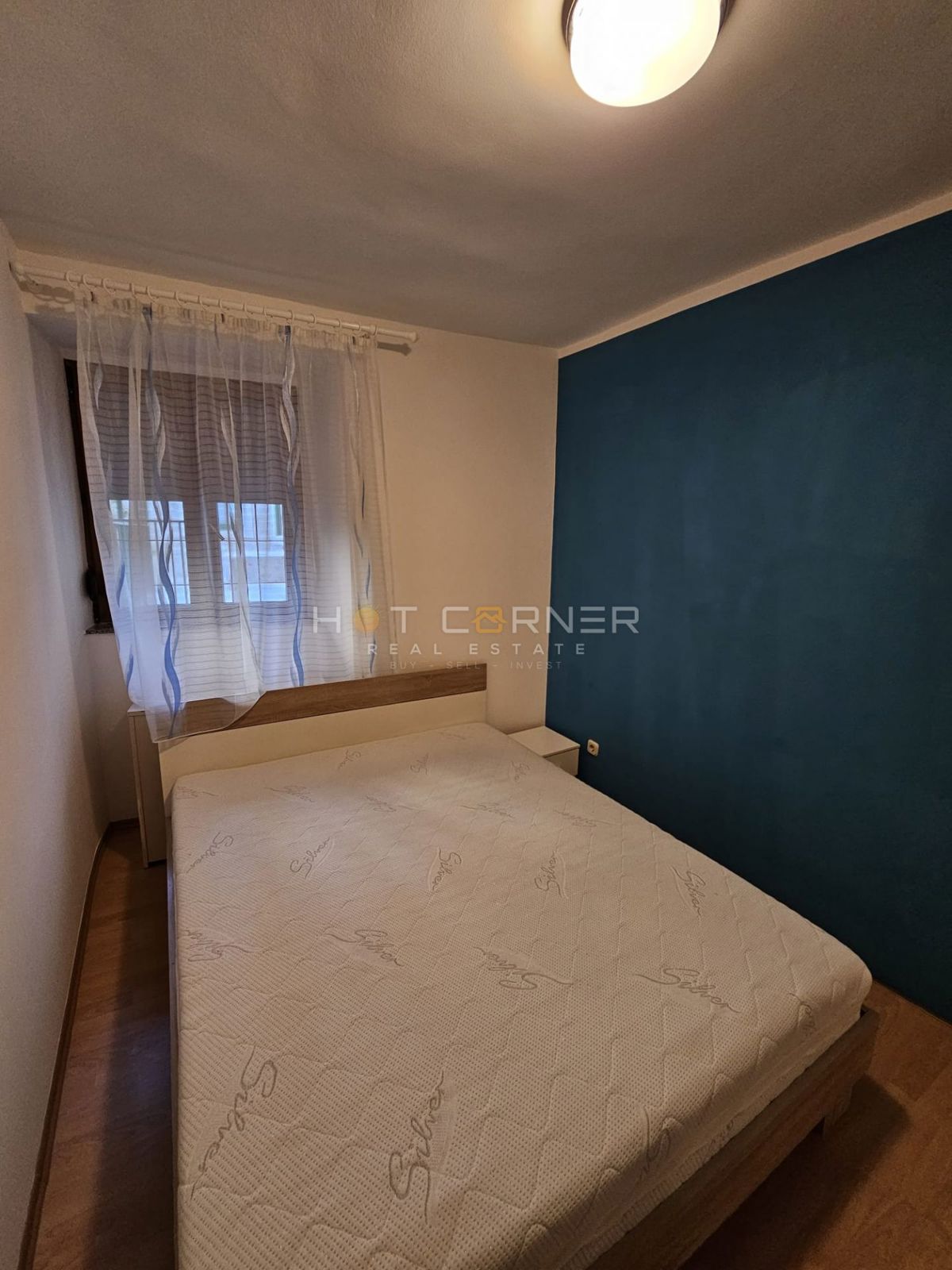 Redka priložnost v srcu Rovinja