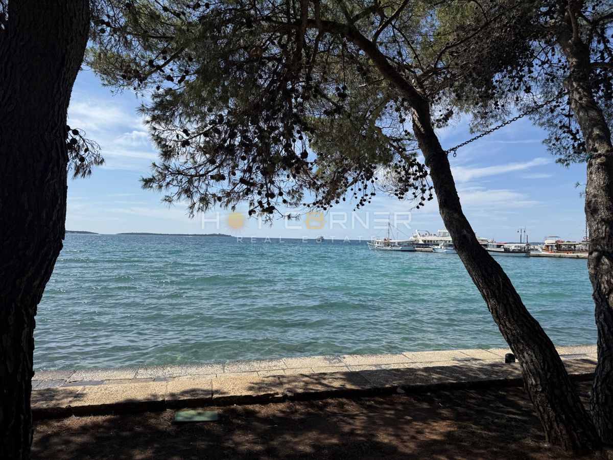 Priložnost, Fažana, 400 m od plaže, zemljišče za gradnjo 18 stanovanj