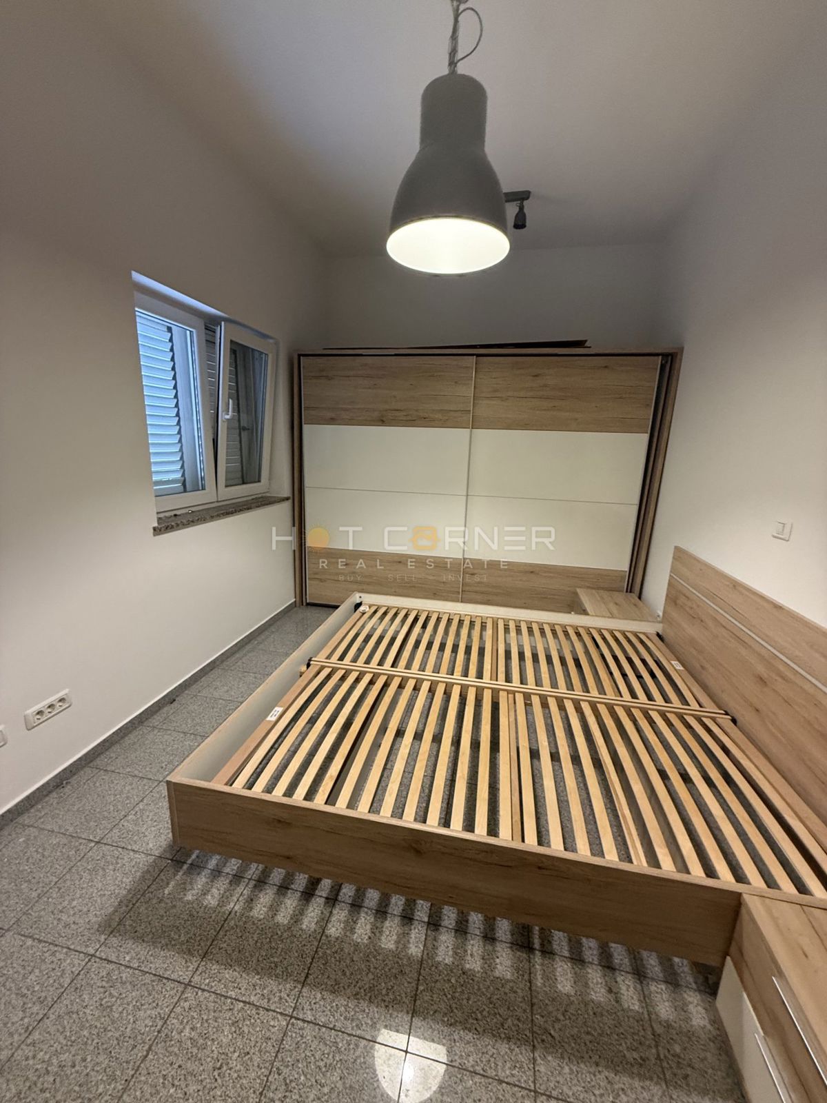 Pula, Veli Vrh, pritlično stanovanje, 1 spalnica, velika terasa