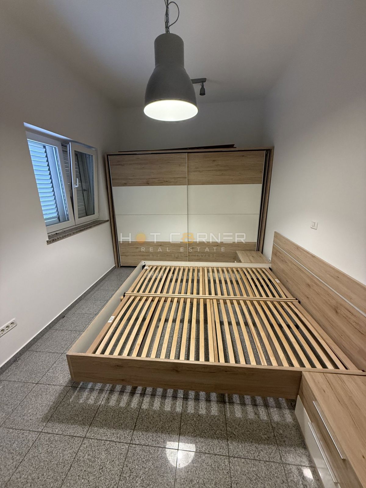 Pula, Veli Vrh, pritlično stanovanje, 1 spalnica, velika terasa