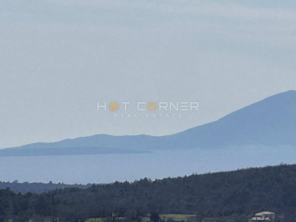 Barban – Gradbena parcela v mirnem in zelenem okolju