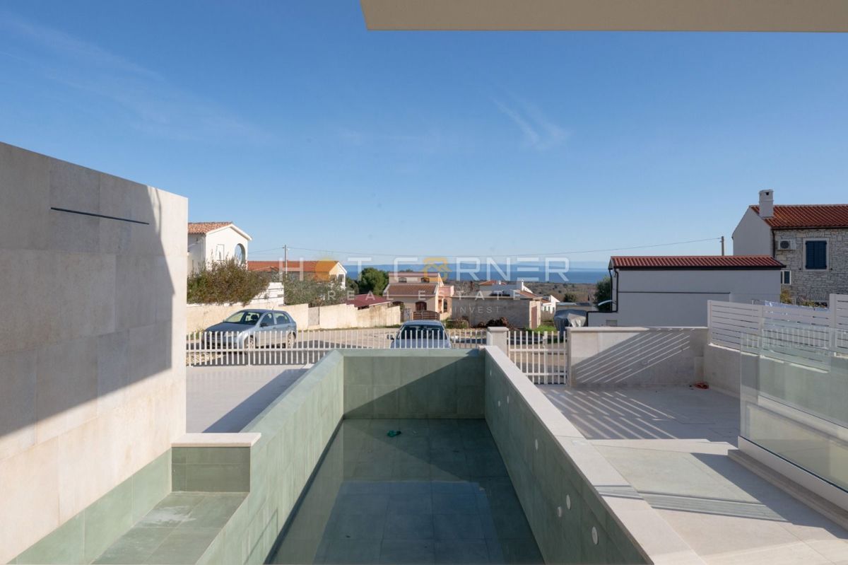 Luksuzna vila Ližnjan - morje & bazen!