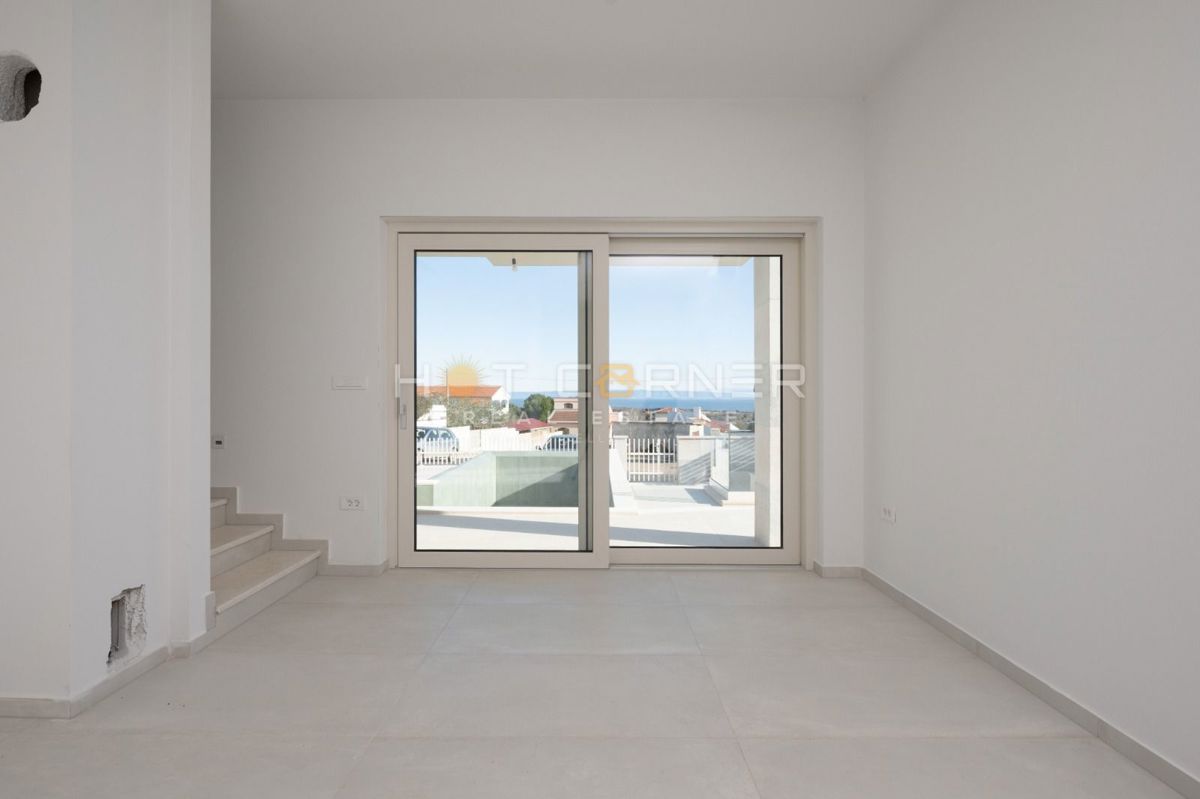 Luksuzna vila Ližnjan - morje & bazen!