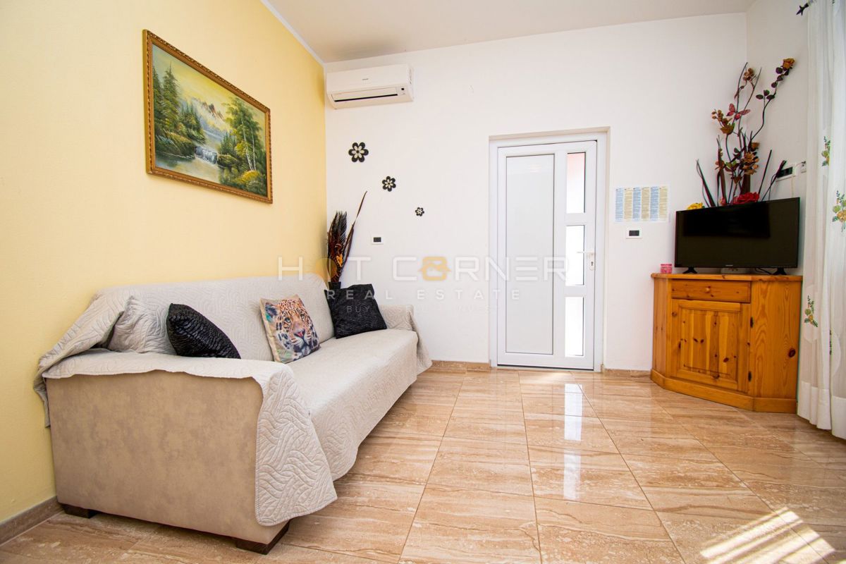 Hiša Veli vrh, Pula, 260m2