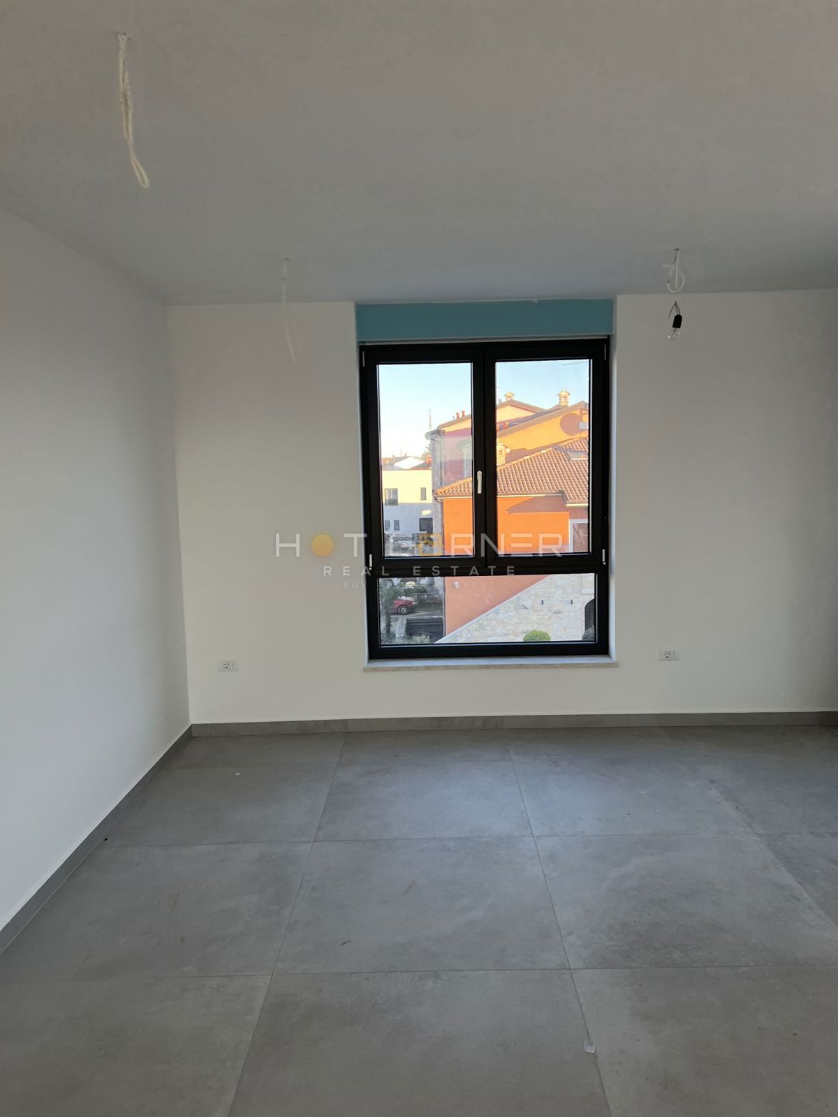 Pula, Valdebek, prekrasen penthouse, 3 spalnice, 2 terasi