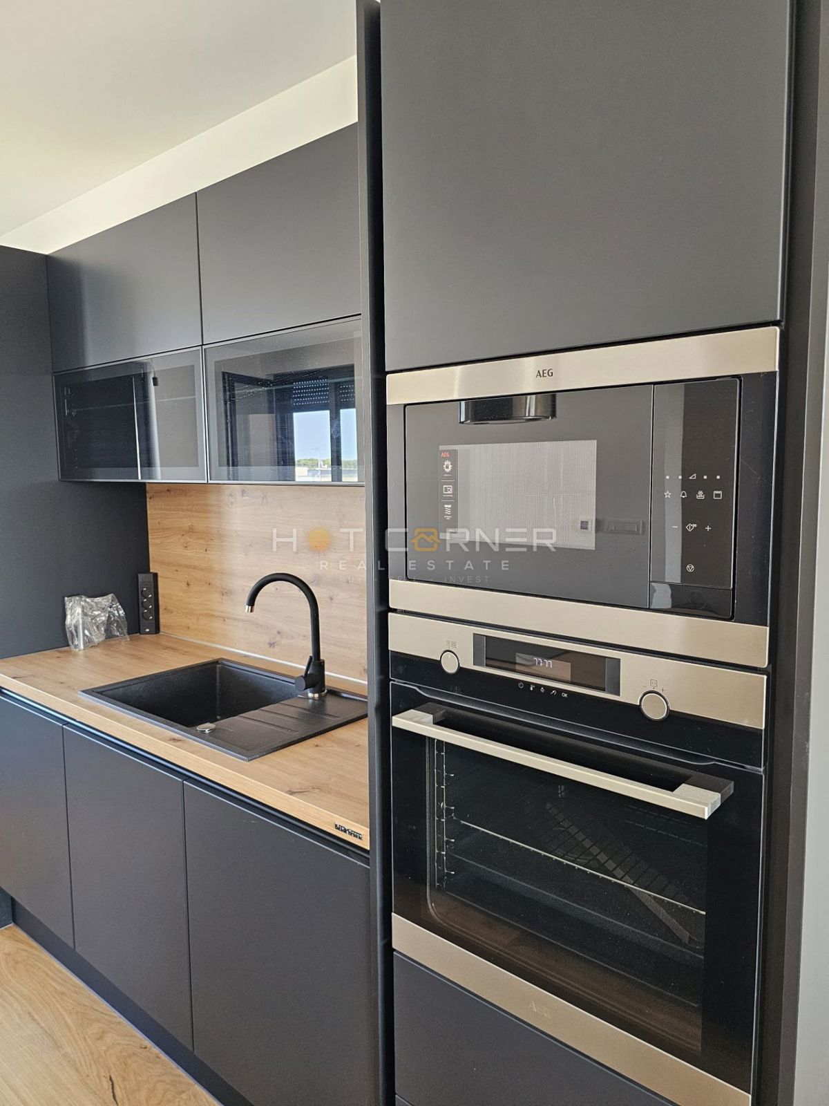 Moderen, svetel penthouse stanovanje v Valdebeku – Pula