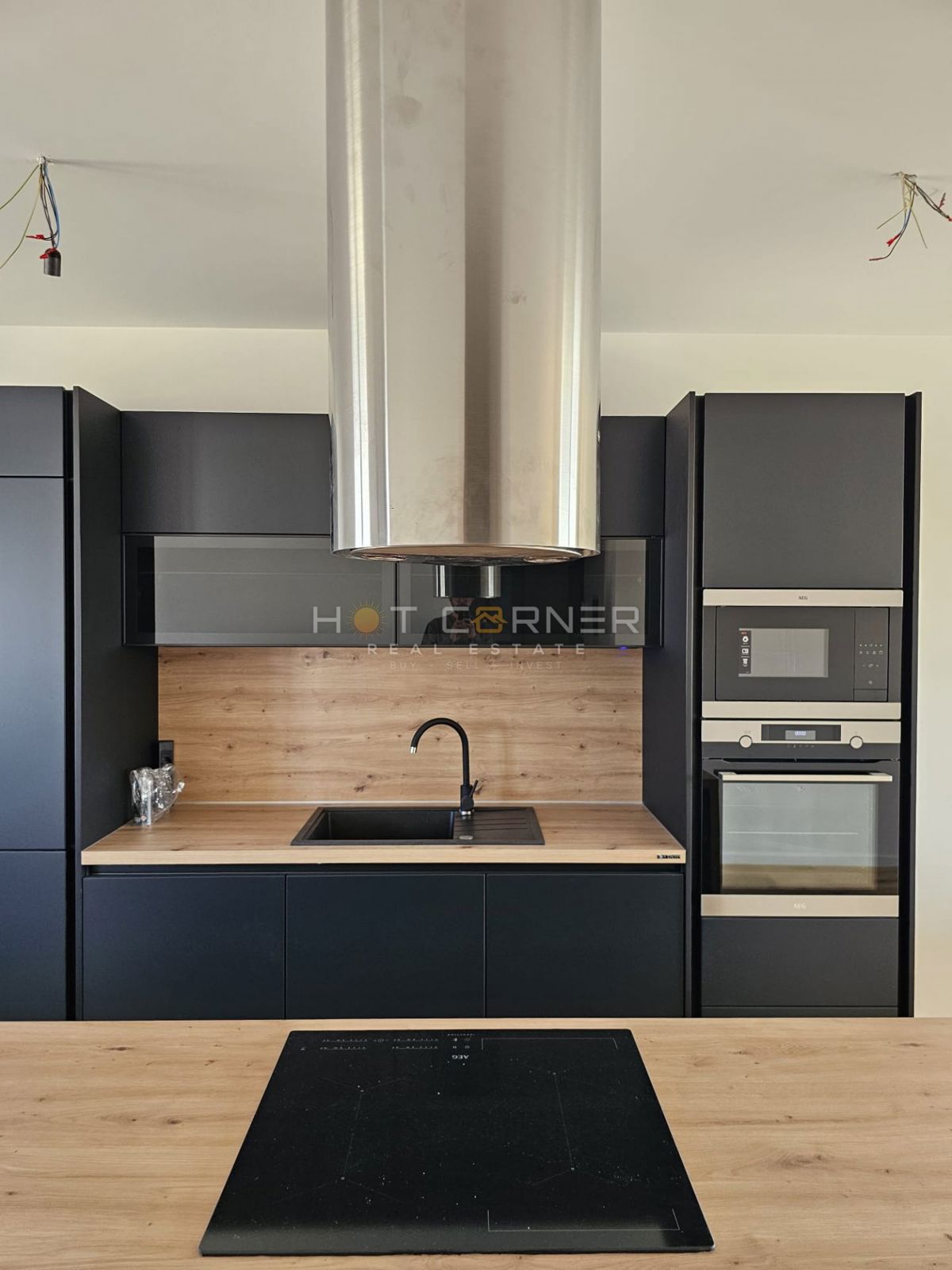 Moderen, svetel penthouse stanovanje v Valdebeku – Pula