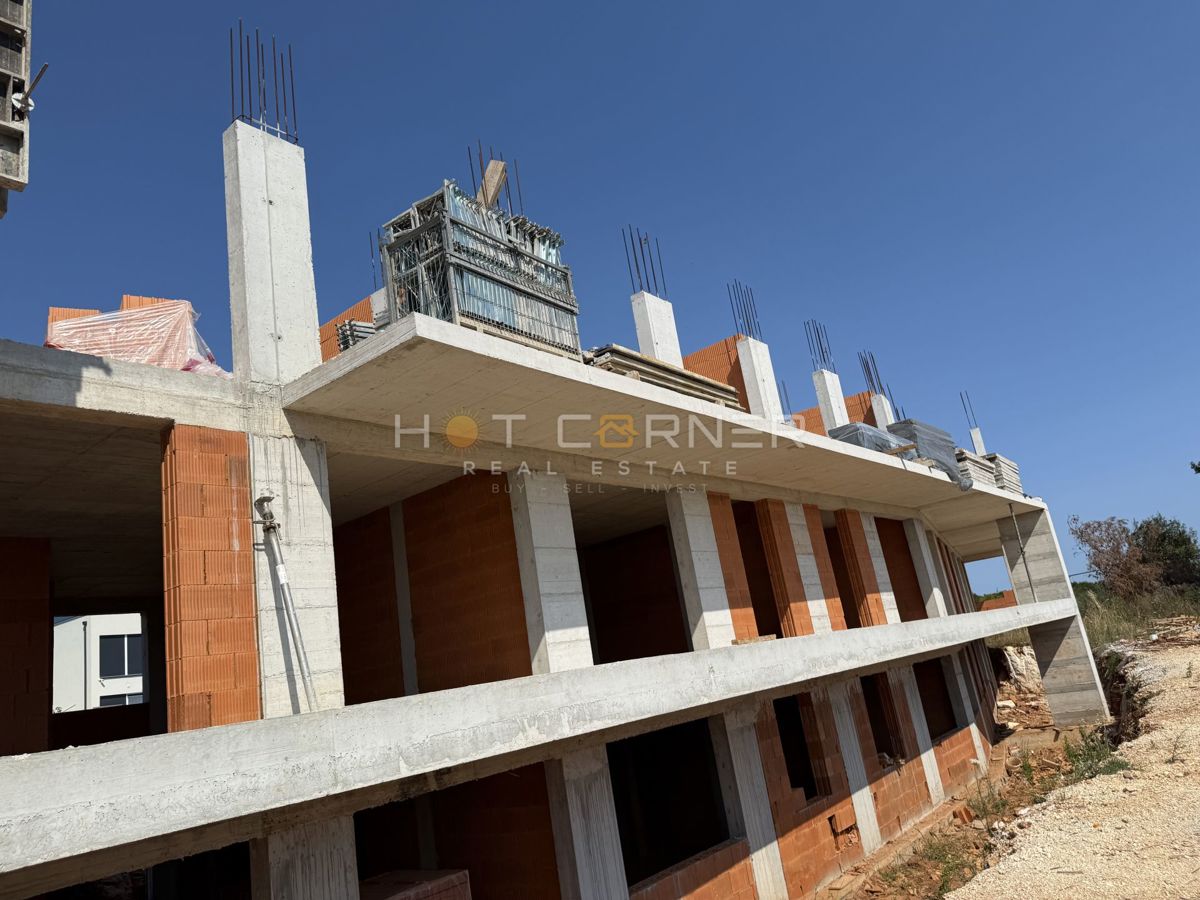 Medulin, 300 m od plaže, novi apartmaji z odprtim pogledom na morje!