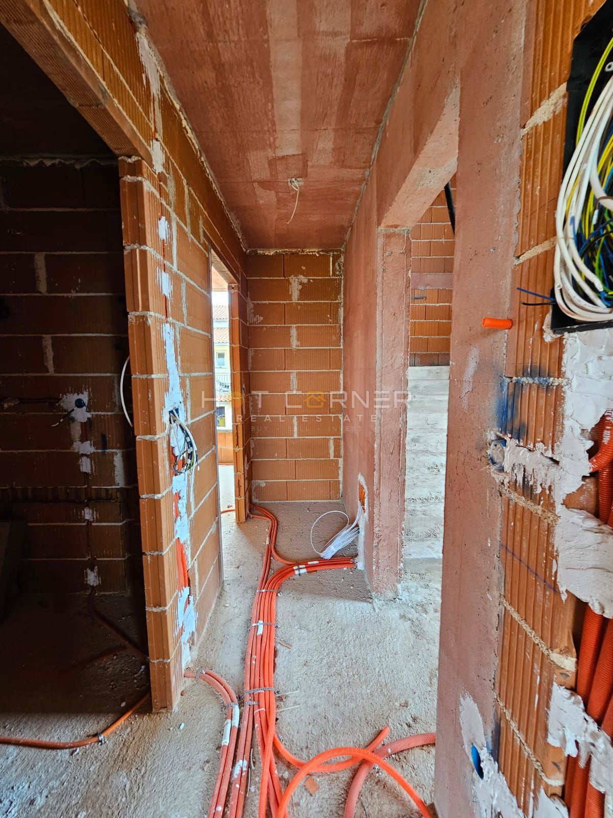 Prostorno stanovanje v Štinjanu s pogledom na Brione in morje