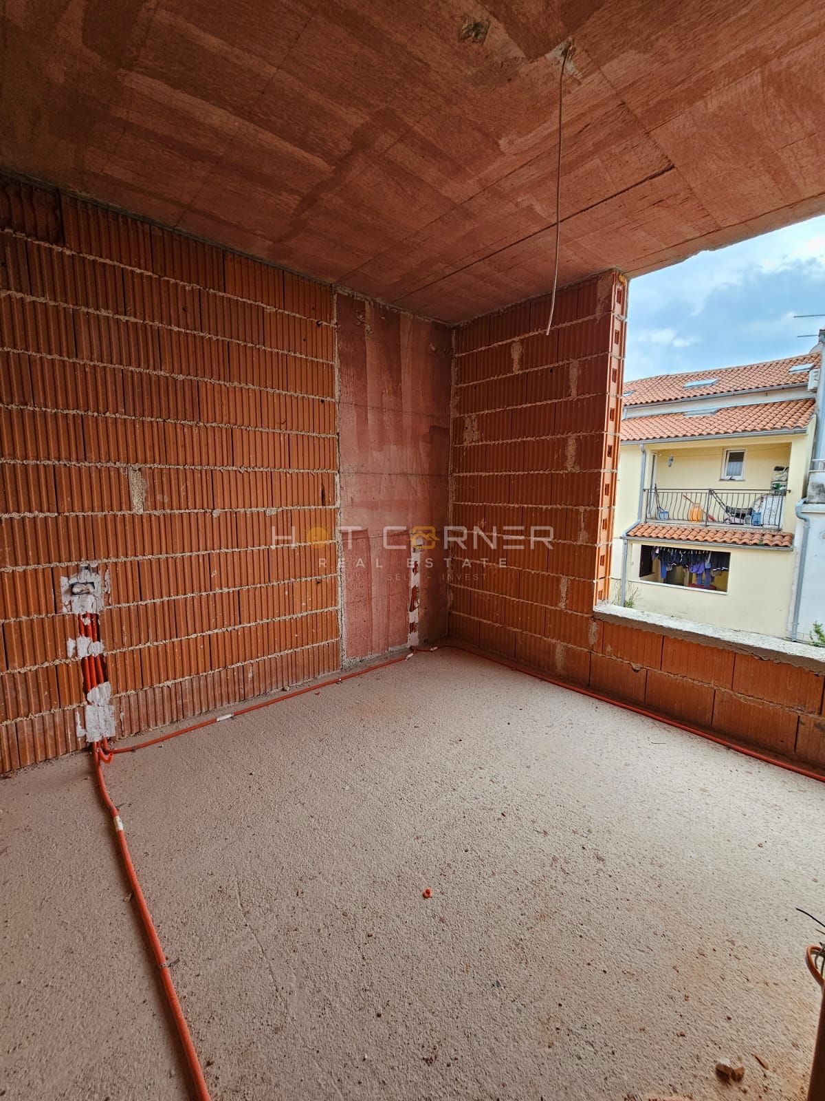 Prostorno stanovanje v Štinjanu s pogledom na Brione in morje