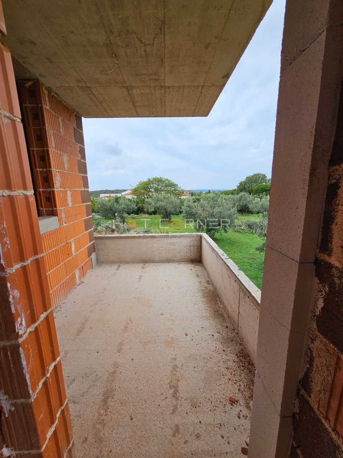 Prostorno stanovanje v Štinjanu s pogledom na Brione in morje