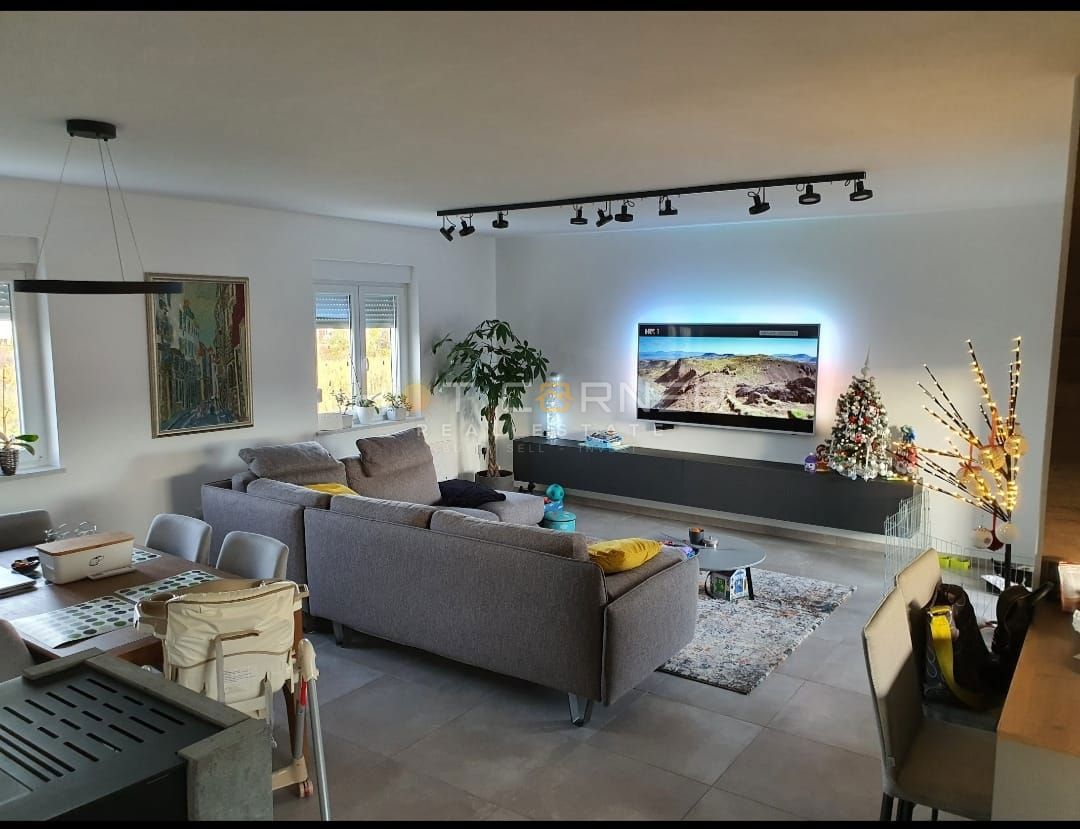 Stanovanje Šijana, Pula, 200m2