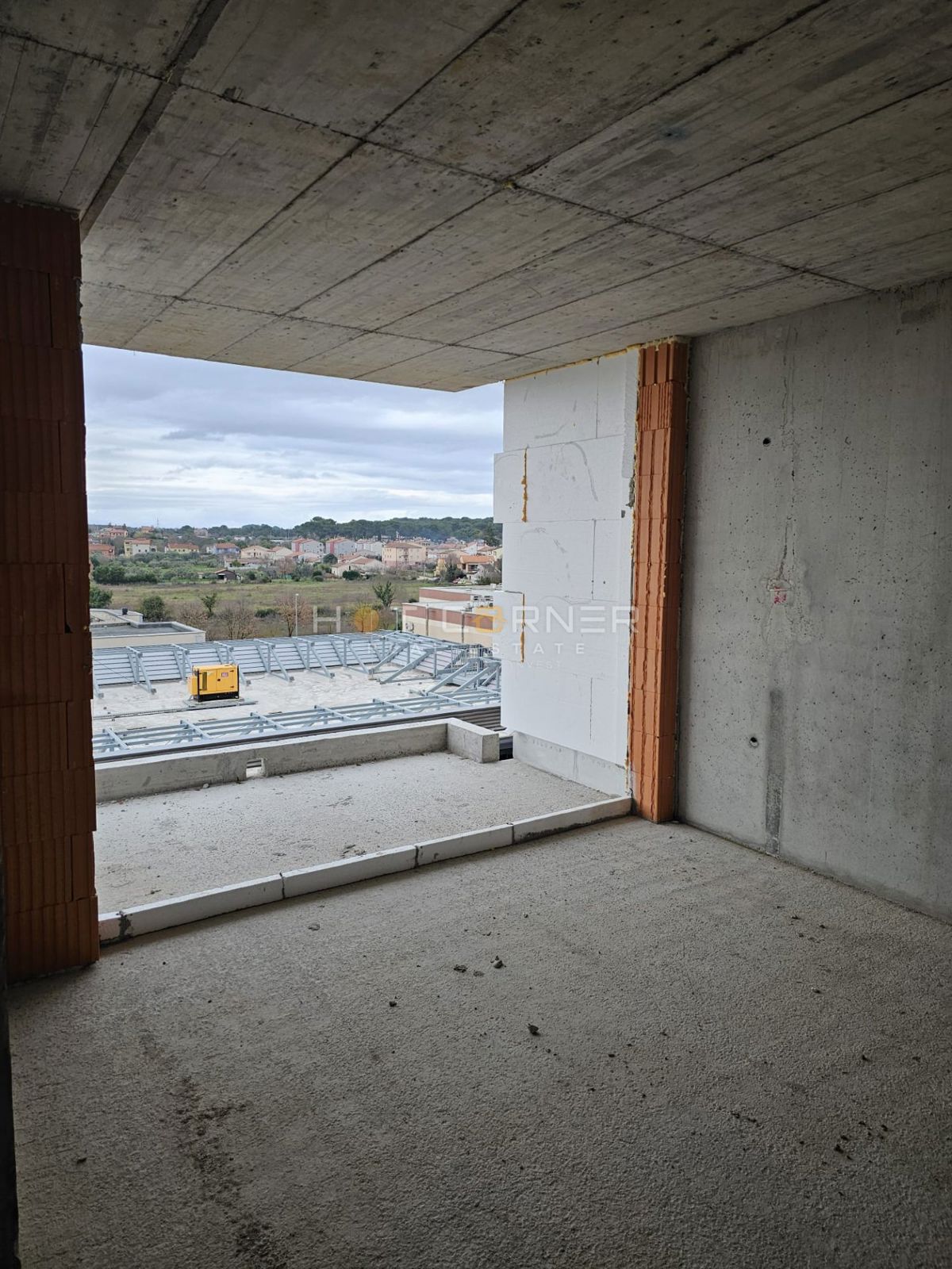 Pogledna dvosobna, terasa 6. nadstropje – Monvidal, Pulj