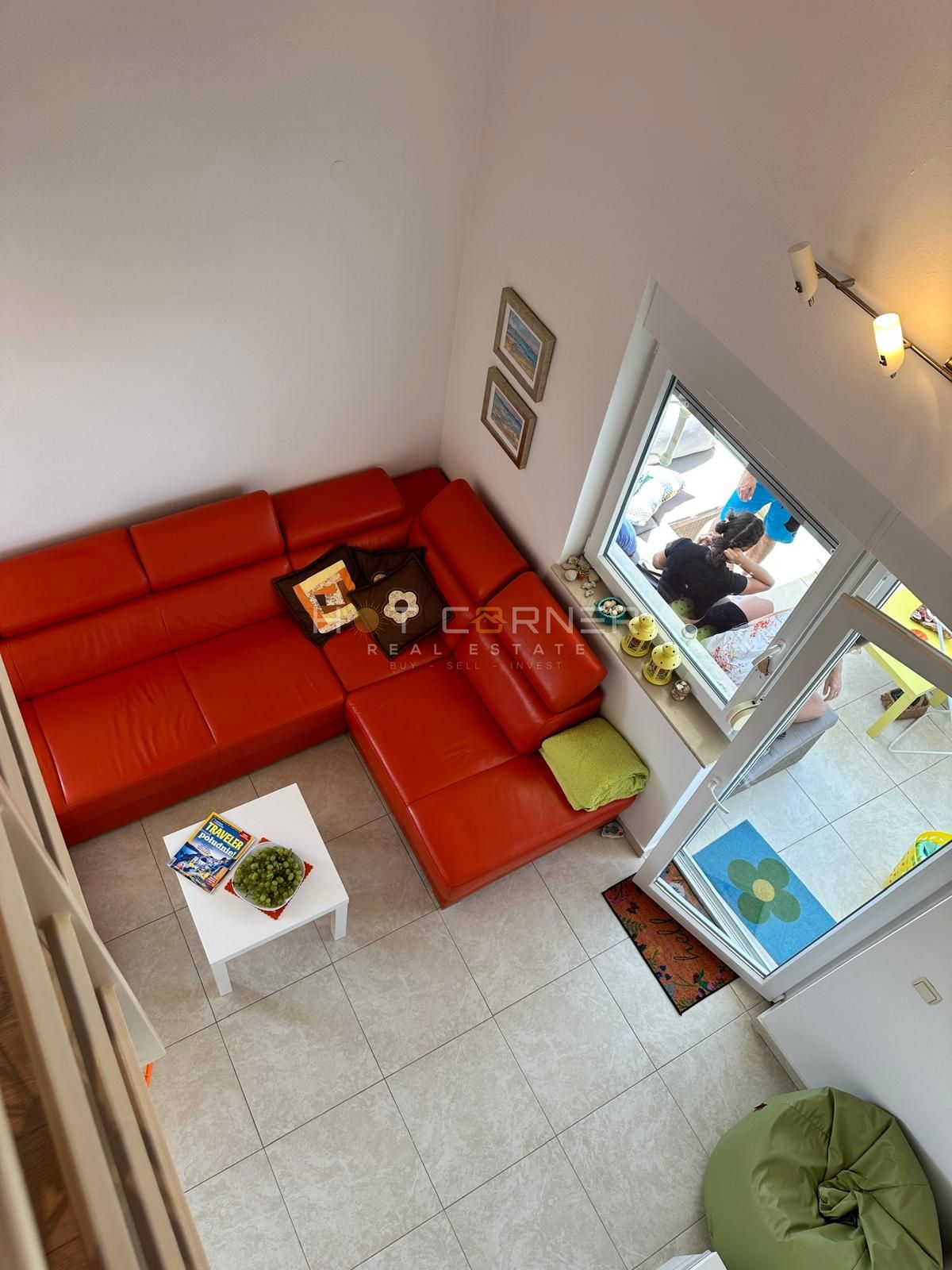 Peroj, priložnost, čudovito stanovanje, 3 spalnice, pogled na morje