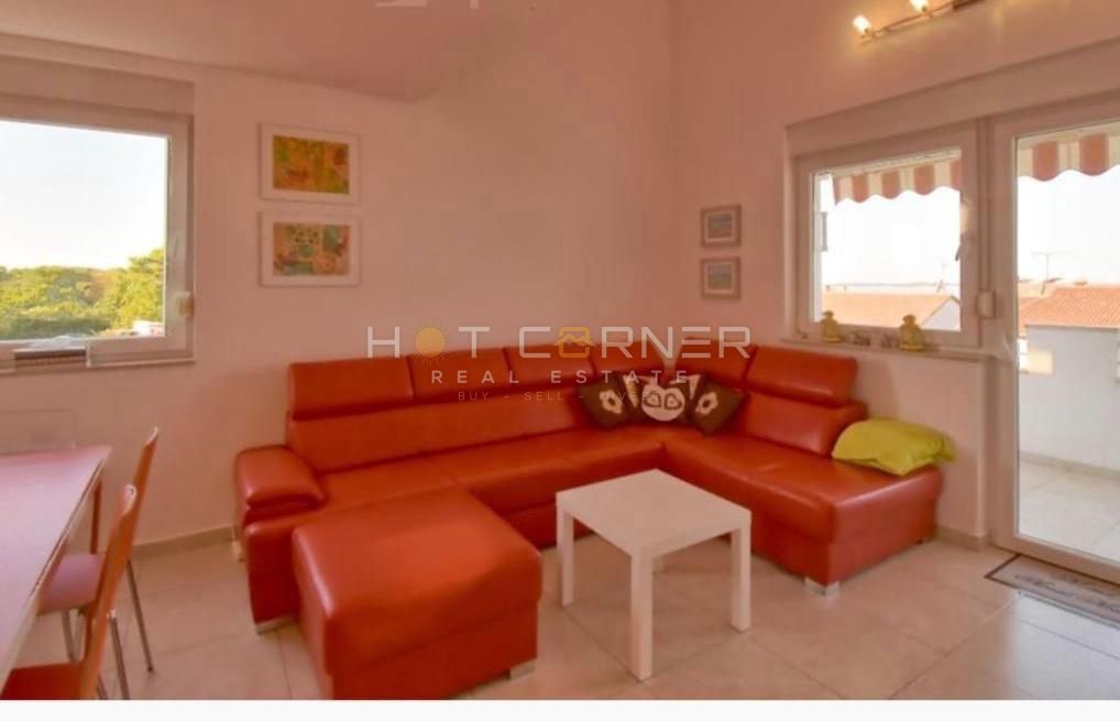 Peroj, priložnost, čudovito stanovanje, 3 spalnice, pogled na morje