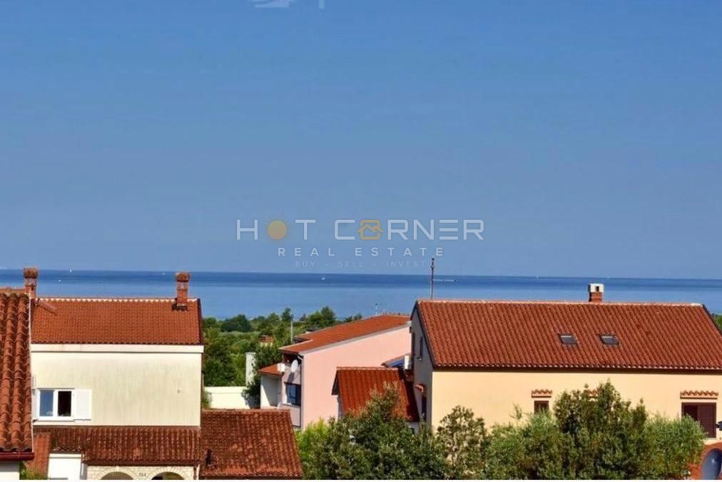 Peroj, priložnost, čudovito stanovanje, 3 spalnice, pogled na morje