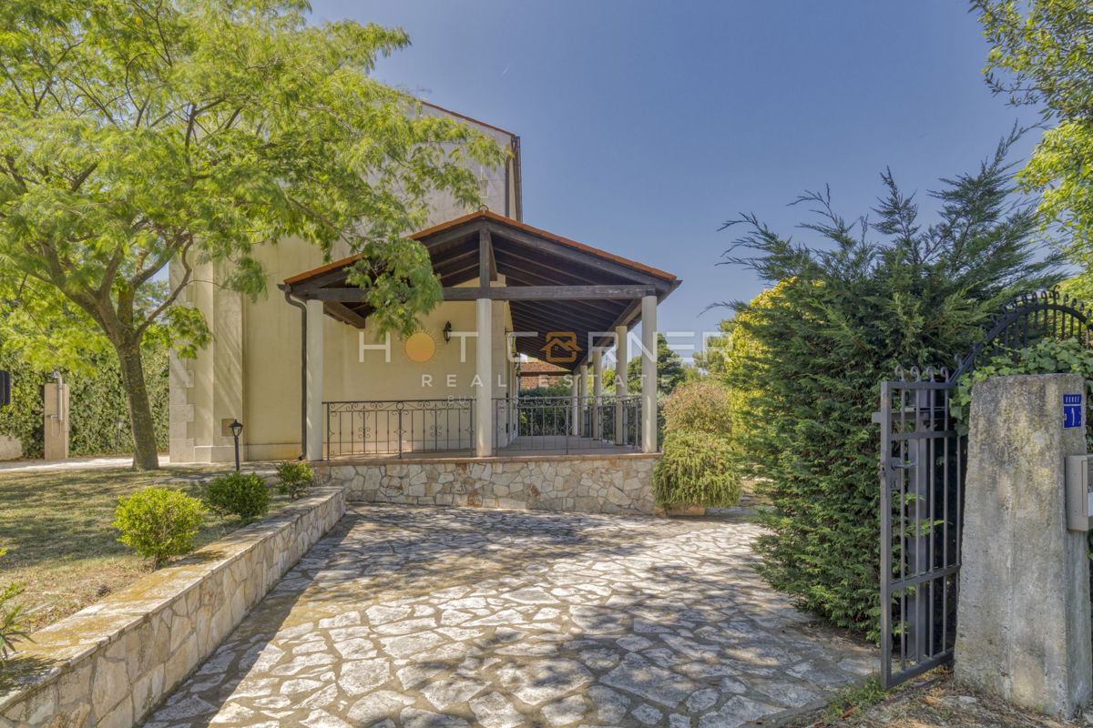 Hiša Premantura, Medulin, 330m2