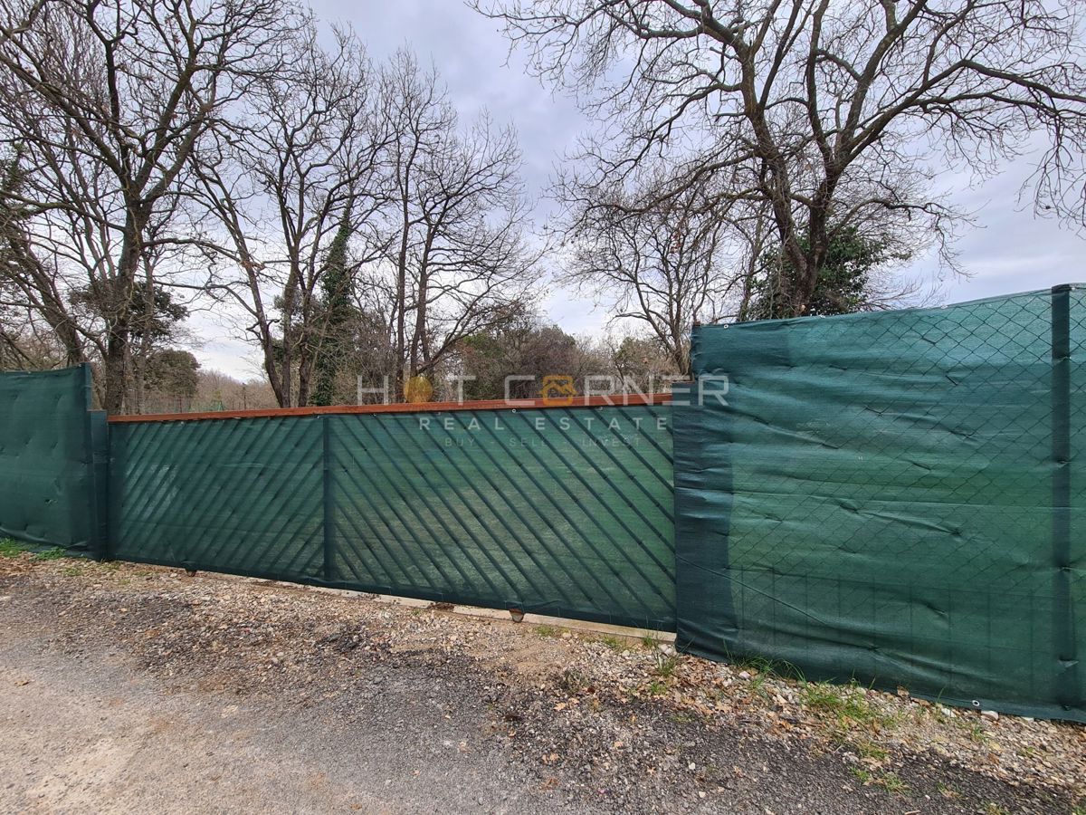 Kmetijsko zemljišče Fažana, 1.000m2