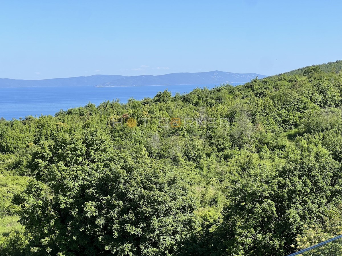 Labin, elegantno stanovanje s čudovitim razgledom