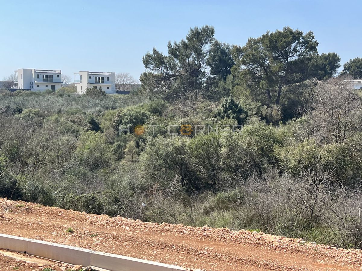 Medulin, 650 m od plaže, 1. nadstropje, 2 spalnici, pogled na morje