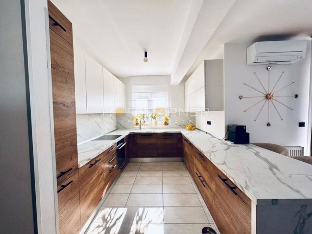 Прекрасная Просторная Квартира в Вальдебеке, Пула – 104 м², 3 Спальни