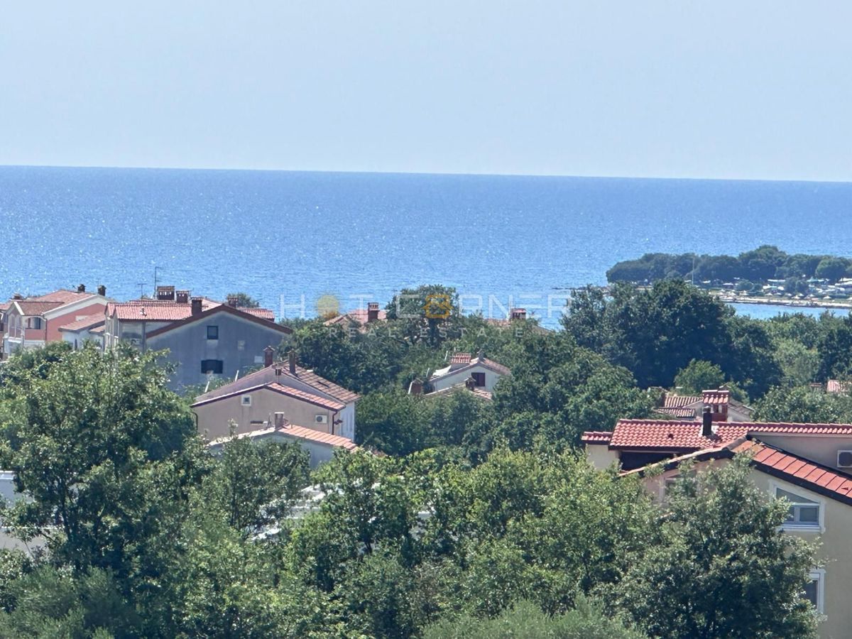 Poreč, luksuzno stanovanje, 3 spalnice, čudovit pogled na morje, bazen, dvigalo