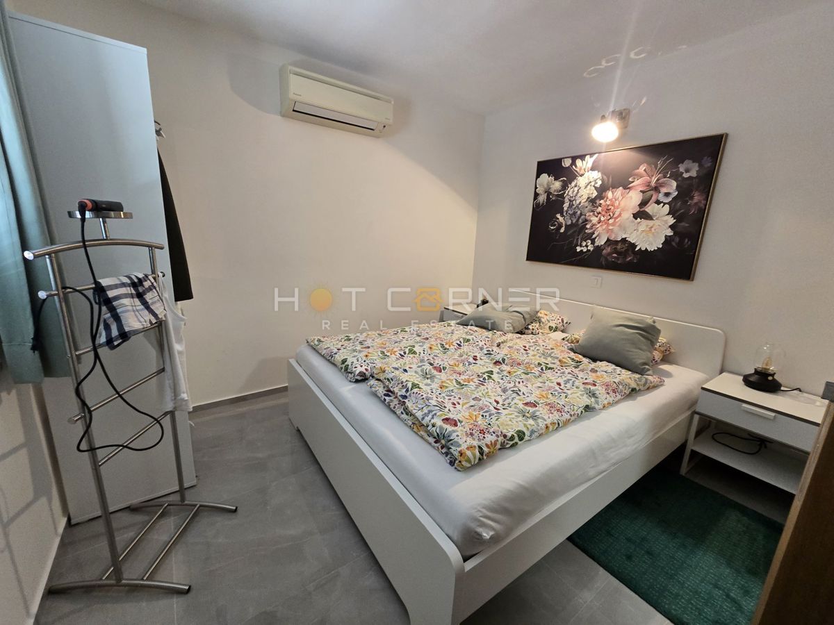 Ekskluzivna ponudba: Duplex iz 16. stoletja z brezčasnim pogledom na Sv. Katarino