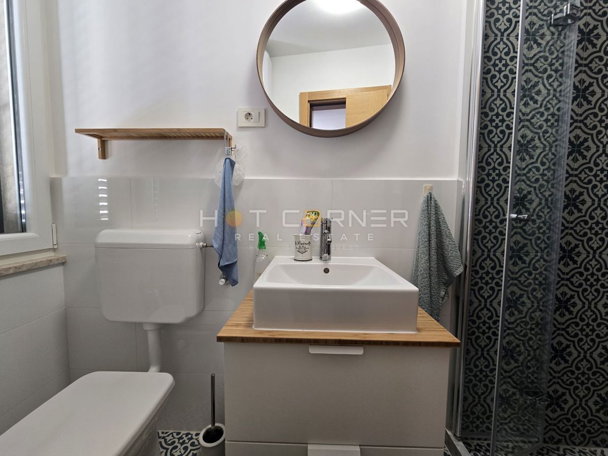 Ekskluzivna ponudba: Duplex iz 16. stoletja z brezčasnim pogledom na Sv. Katarino