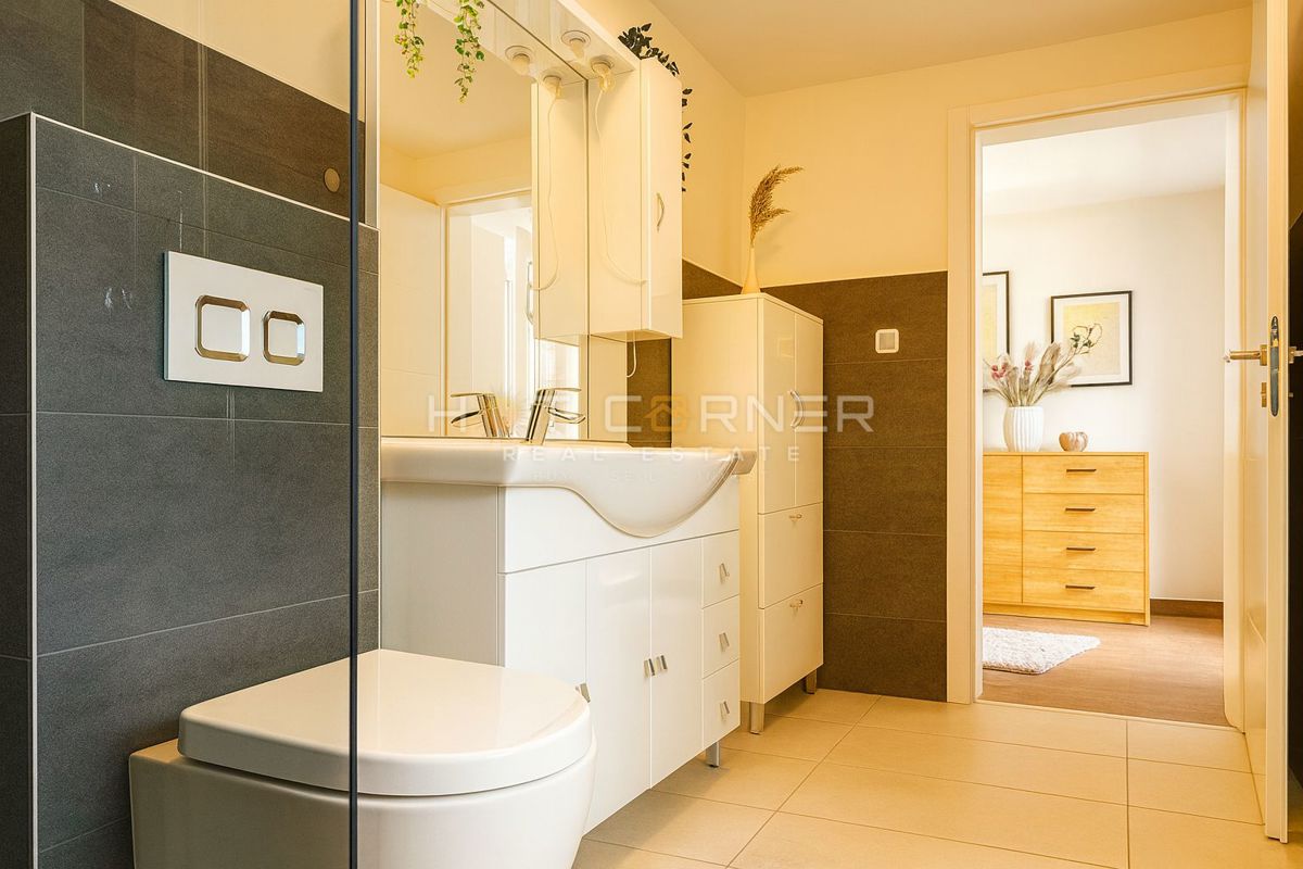 Istra, popolnoma obnovljena kamnita hiša blizu Poreča