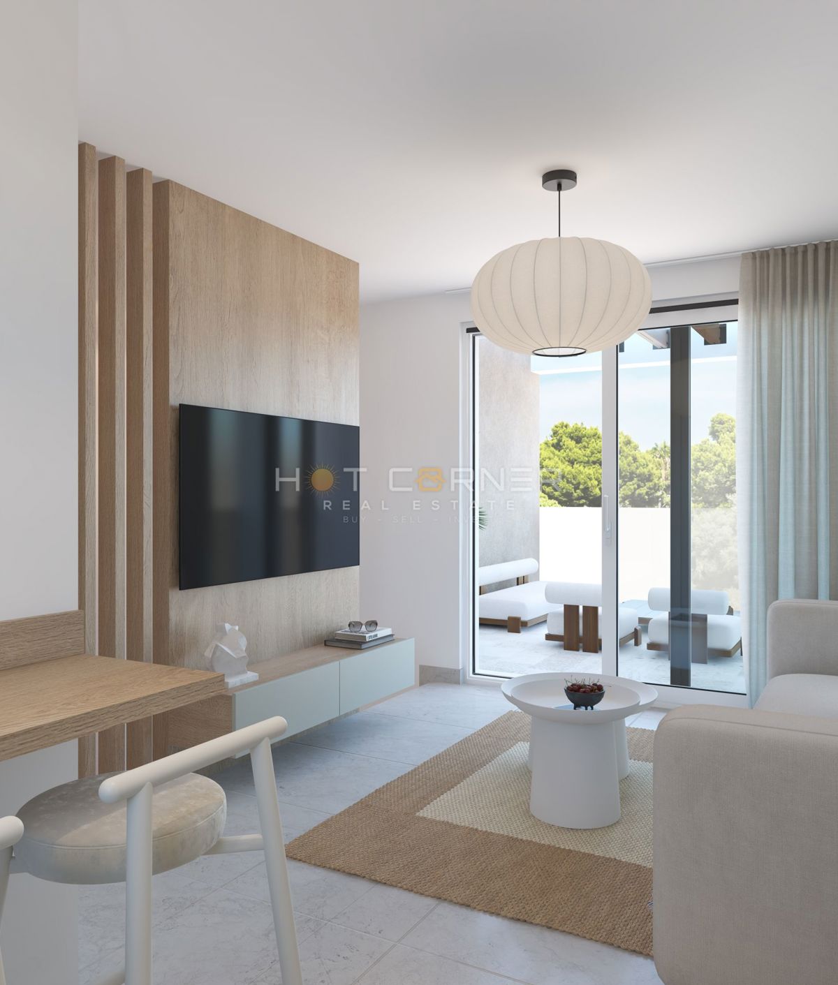 Eleganten trisobni stan v treh etažah z vrtom in pogledom na morje