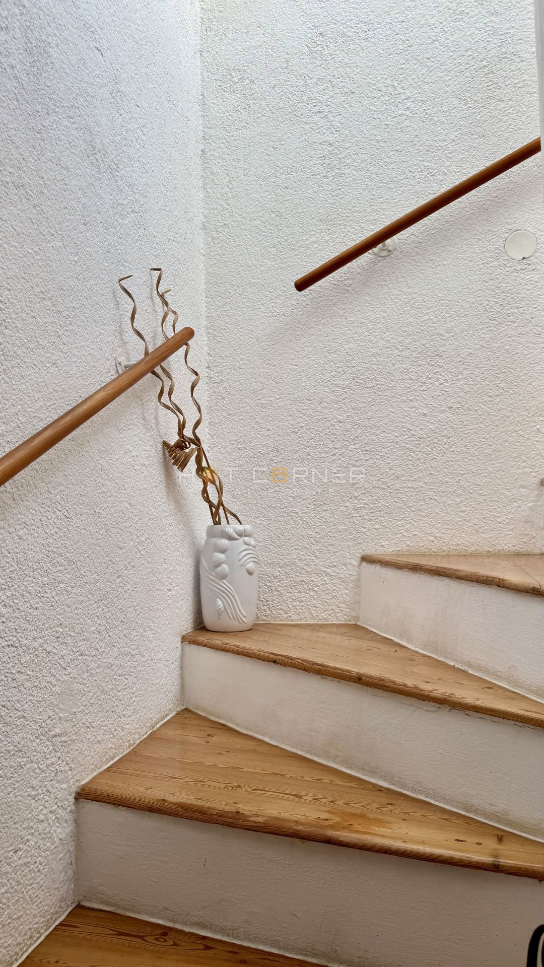 Čudovita hiša blizu morja