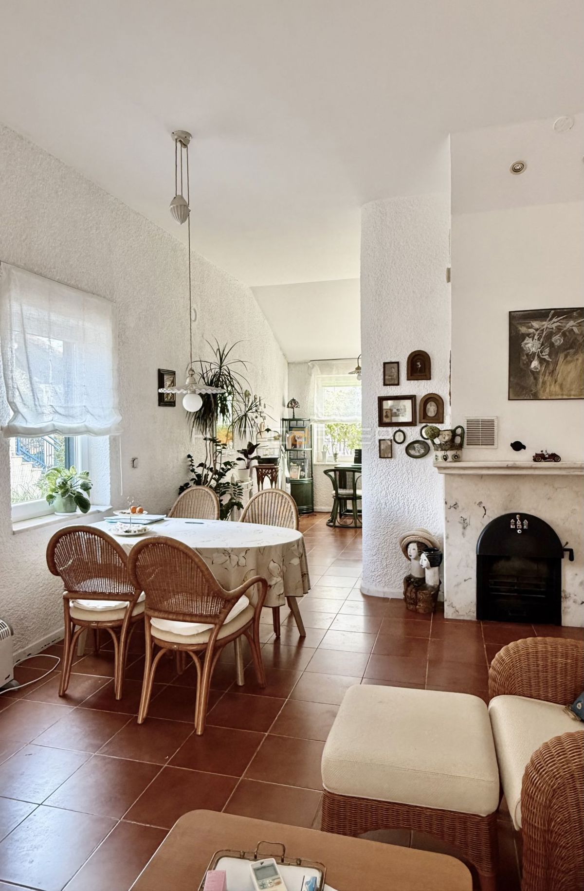 Čudovita hiša blizu morja