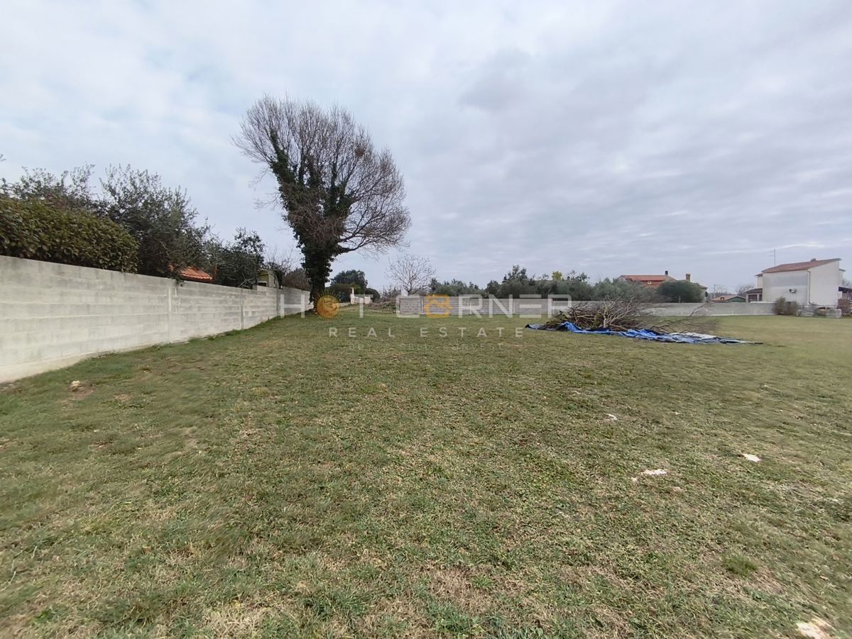 Gradbeno zemljišče Rakalj, Marčana, 820m2