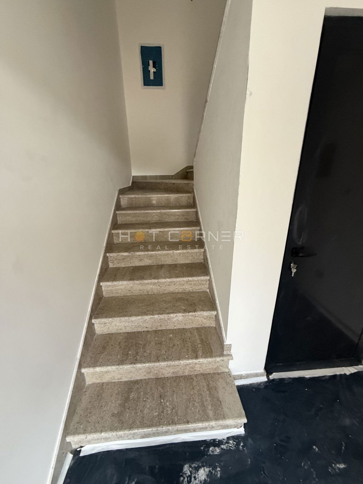 Razkošen penthouse pri Pula City Mall-u, 3SS + velika terasa + plinsko talno ogrevanje