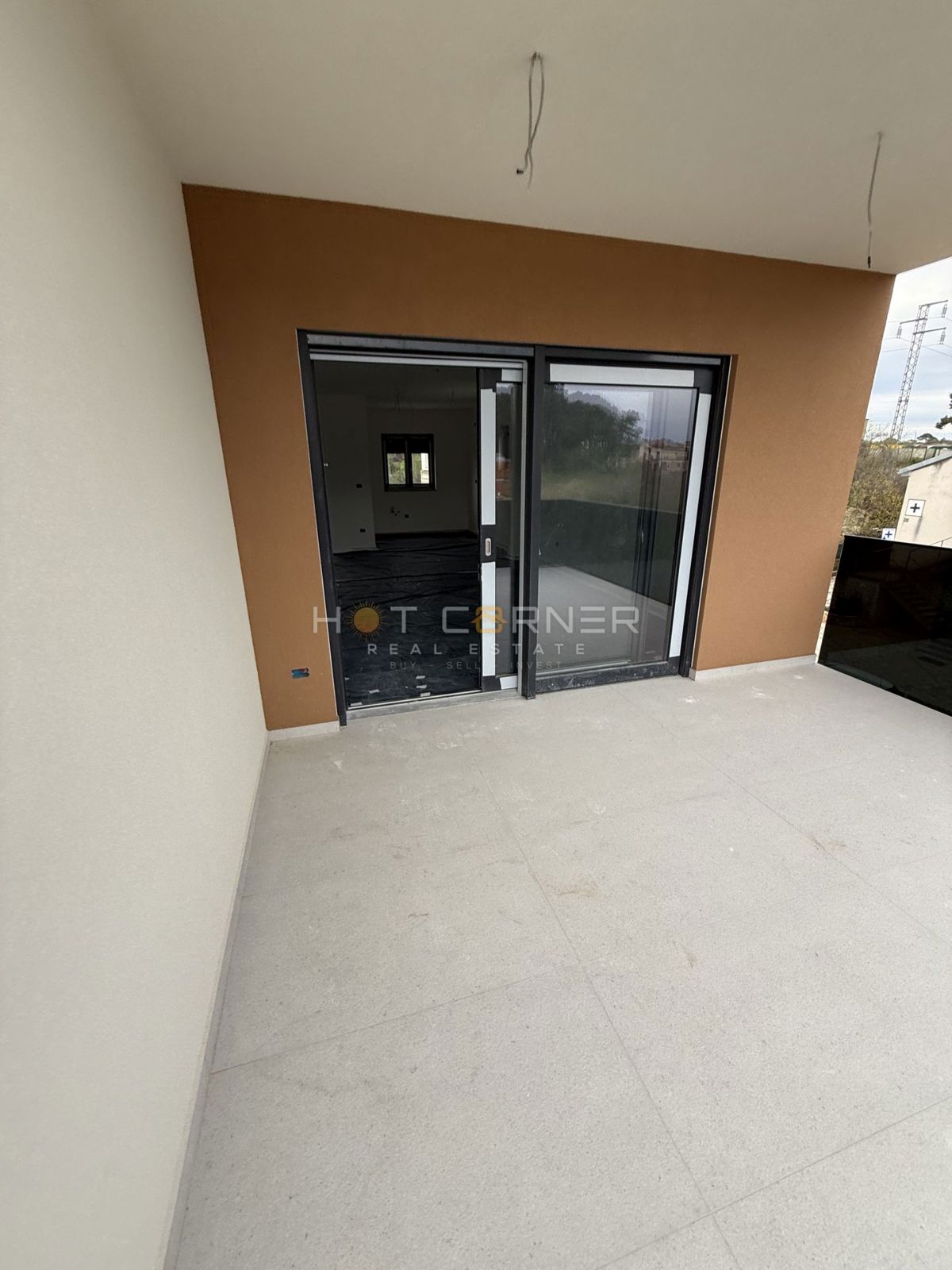 Razkošen penthouse pri Pula City Mall-u, 3SS + velika terasa + plinsko talno ogrevanje