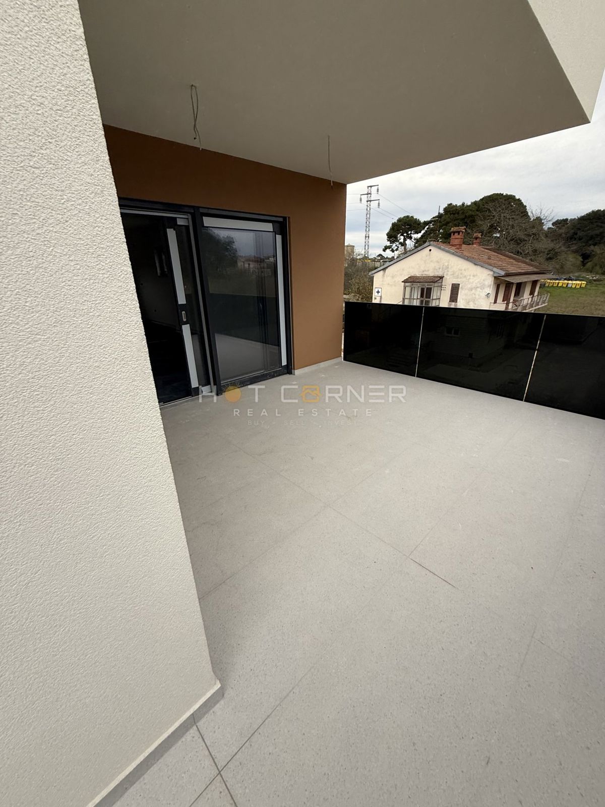 Razkošen penthouse pri Pula City Mall-u, 3SS + velika terasa + plinsko talno ogrevanje