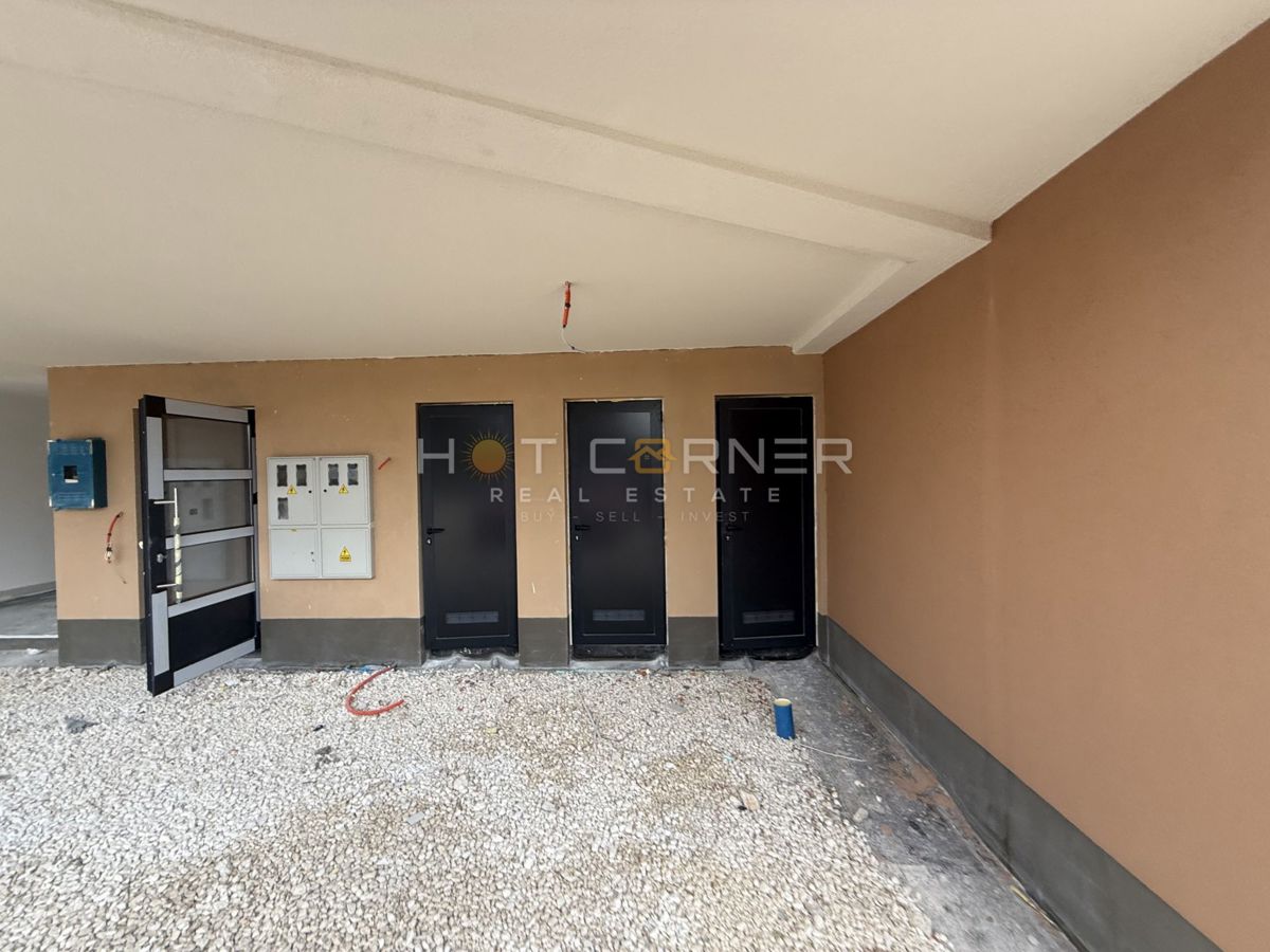 Razkošen penthouse pri Pula City Mall-u, 3SS + velika terasa + plinsko talno ogrevanje