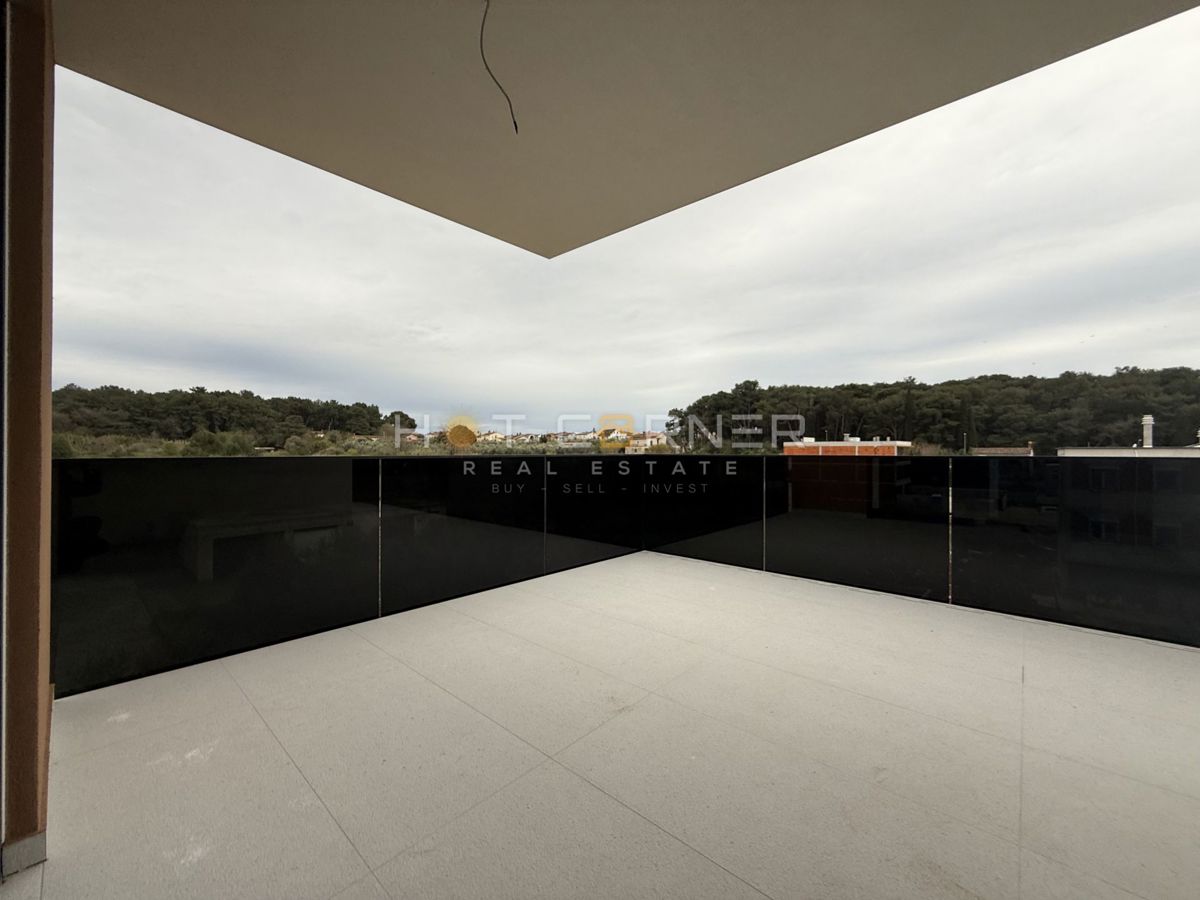 Razkošen penthouse pri Pula City Mall-u, 3SS + velika terasa + plinsko talno ogrevanje