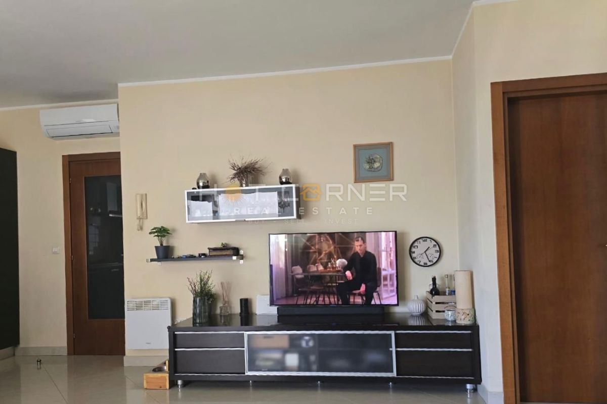 КВАРТИРА РОВИНЬ, ДВЕ СПАЛЬНИ, РАЗРЕШЕНИЕ НА ЭКСПЛУАТАЦИЮ