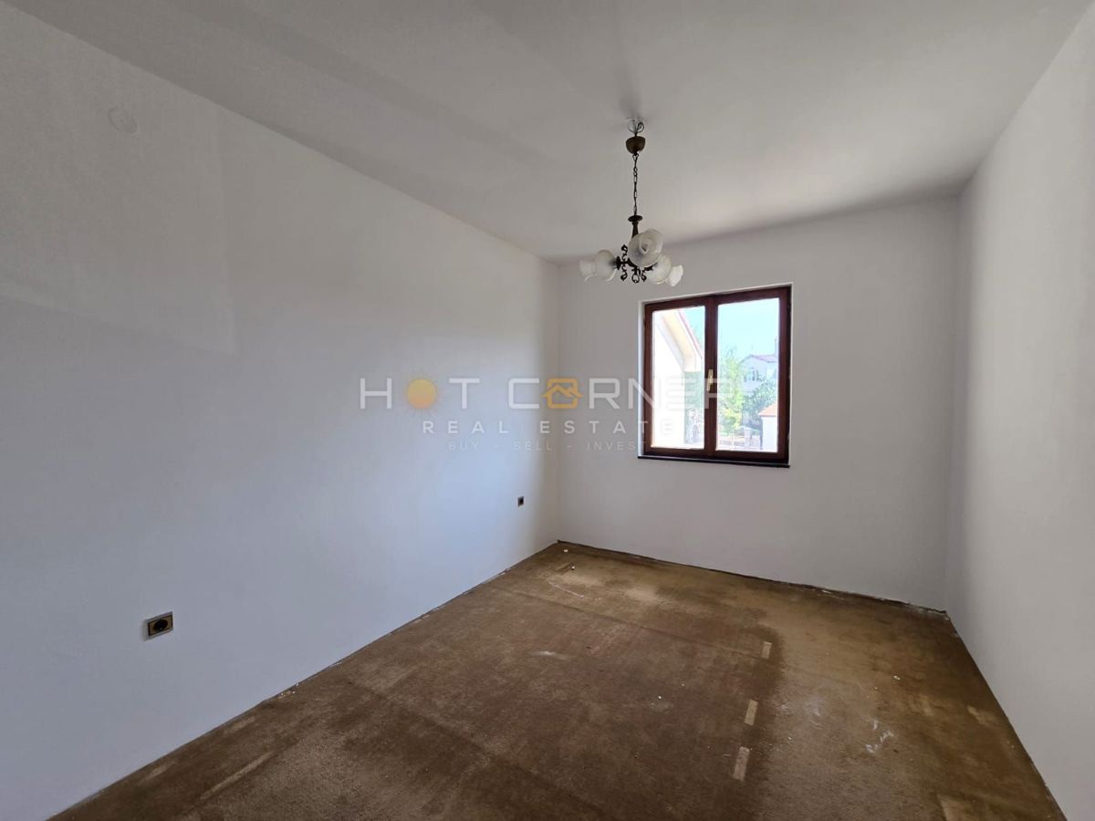 Hiša Valdebek, Pula, 330m2