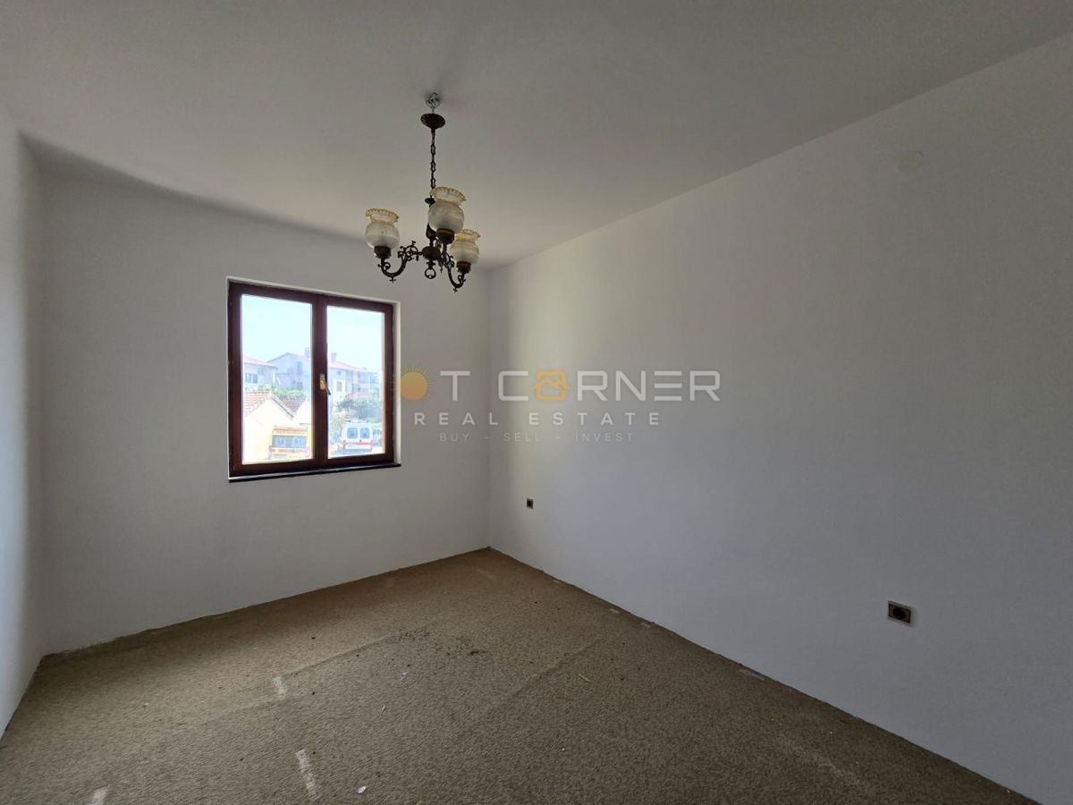 Hiša Valdebek, Pula, 330m2