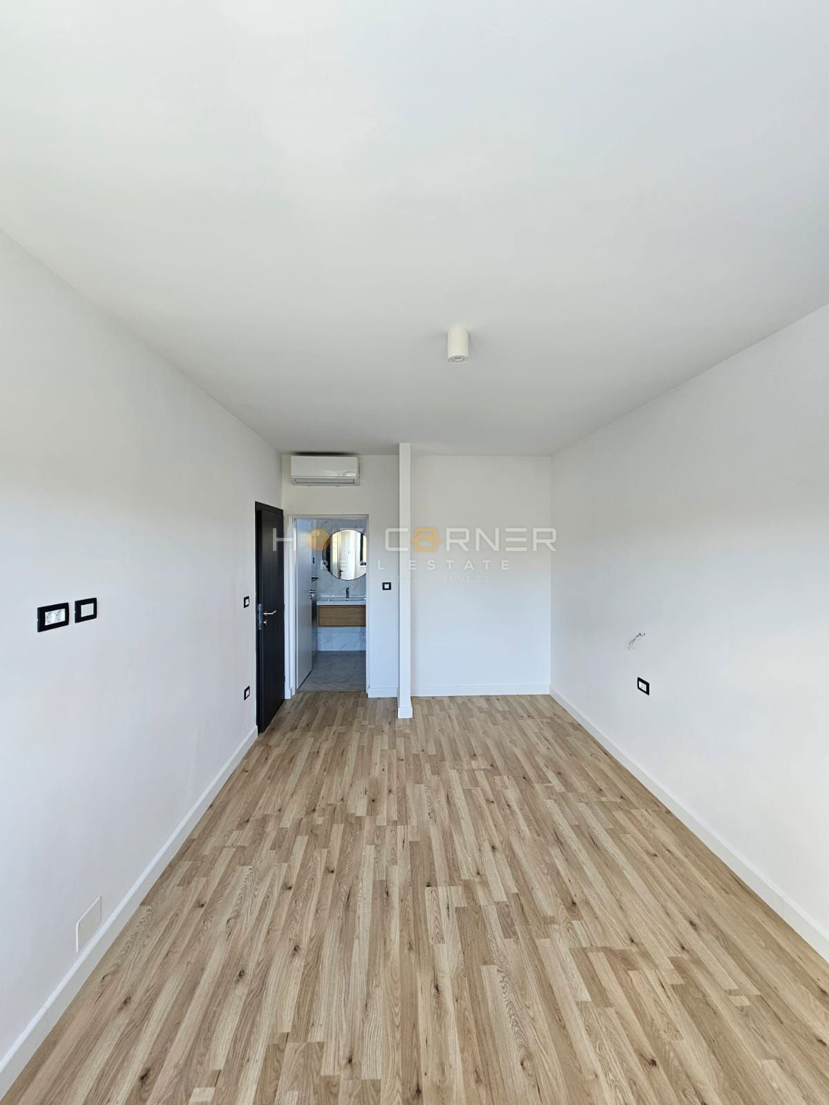 Moderna vila naprodaj v bližini Rovinja (2025)