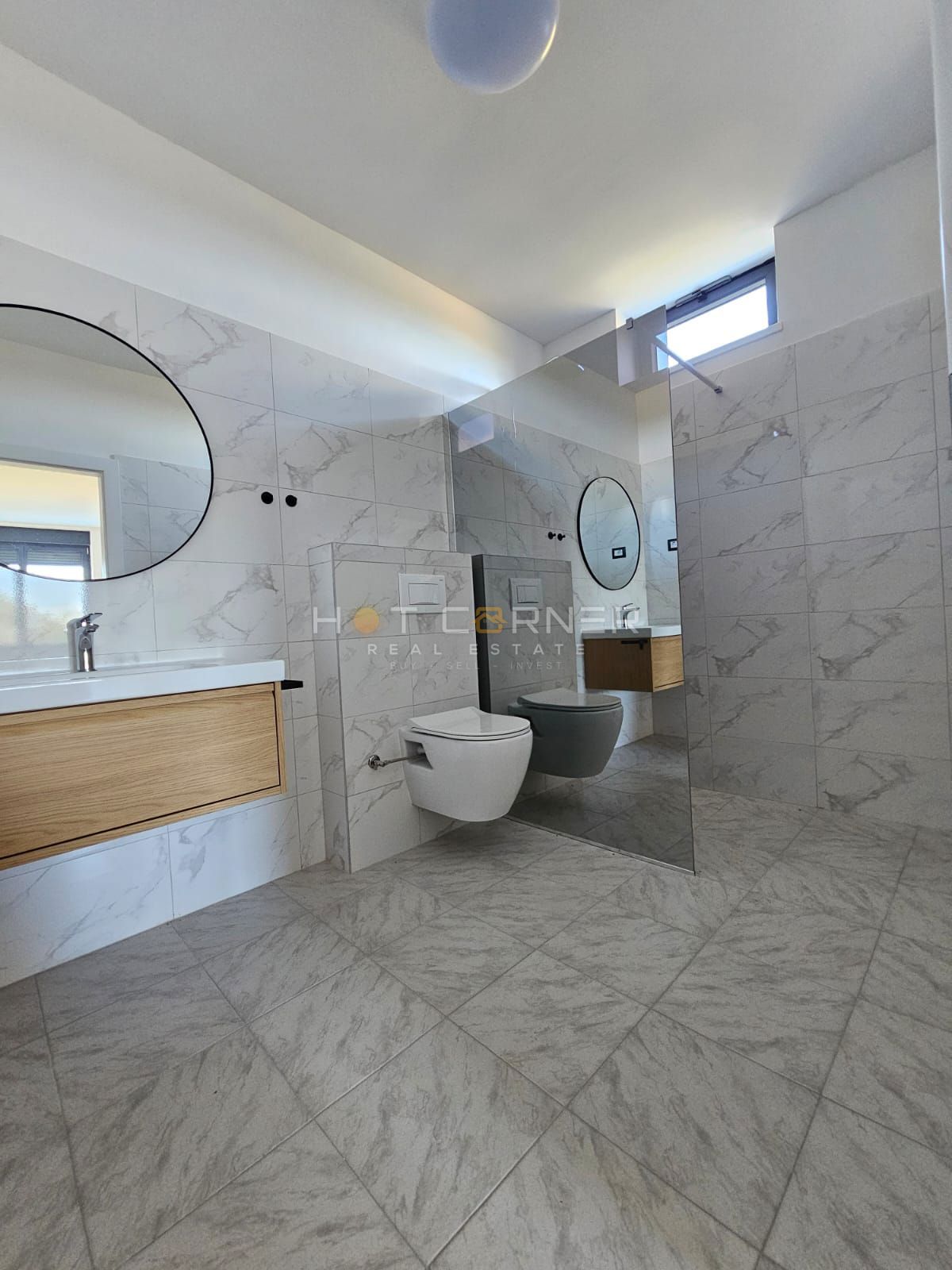 Moderna vila naprodaj v bližini Rovinja (2025)