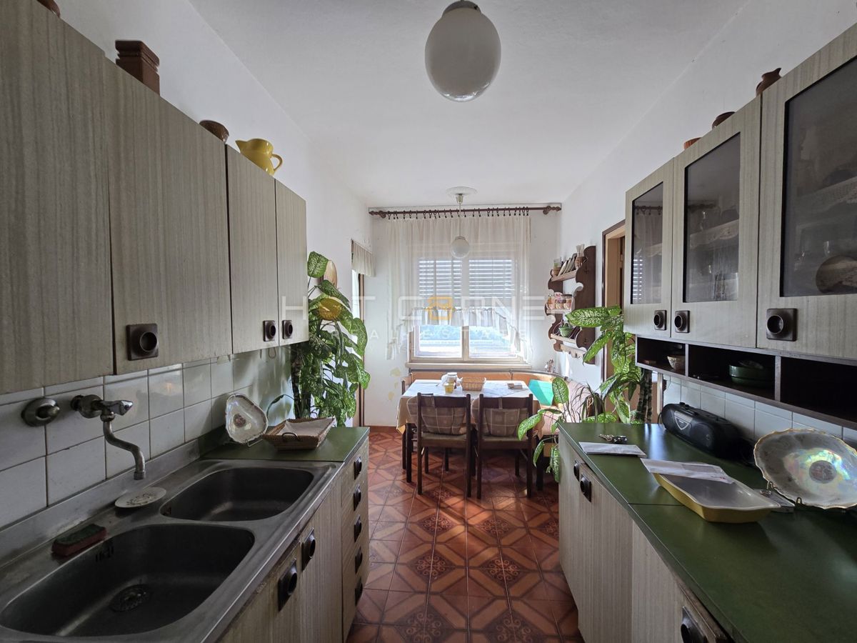 Stanovanje Kaštanjer, Pula, 78m2