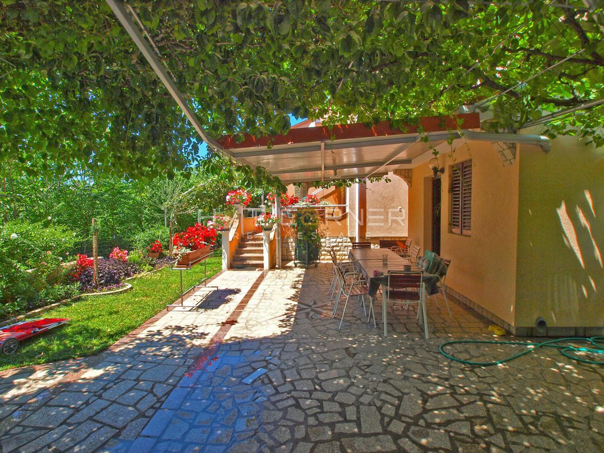 Hiša Fažana, 330m2