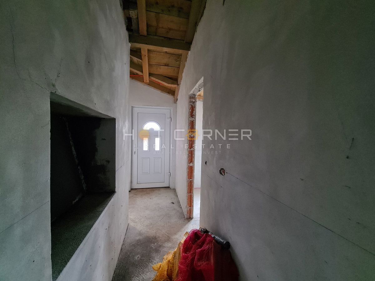 Hiša Veli vrh, Pula, 170m2