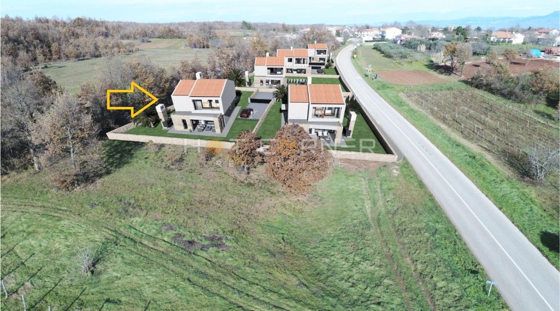Čudovito Gradbeno Parcelo z Razgledom na Morje in Projektom za Moderno Vilo, Parcela D (VILLA DIANA) 
