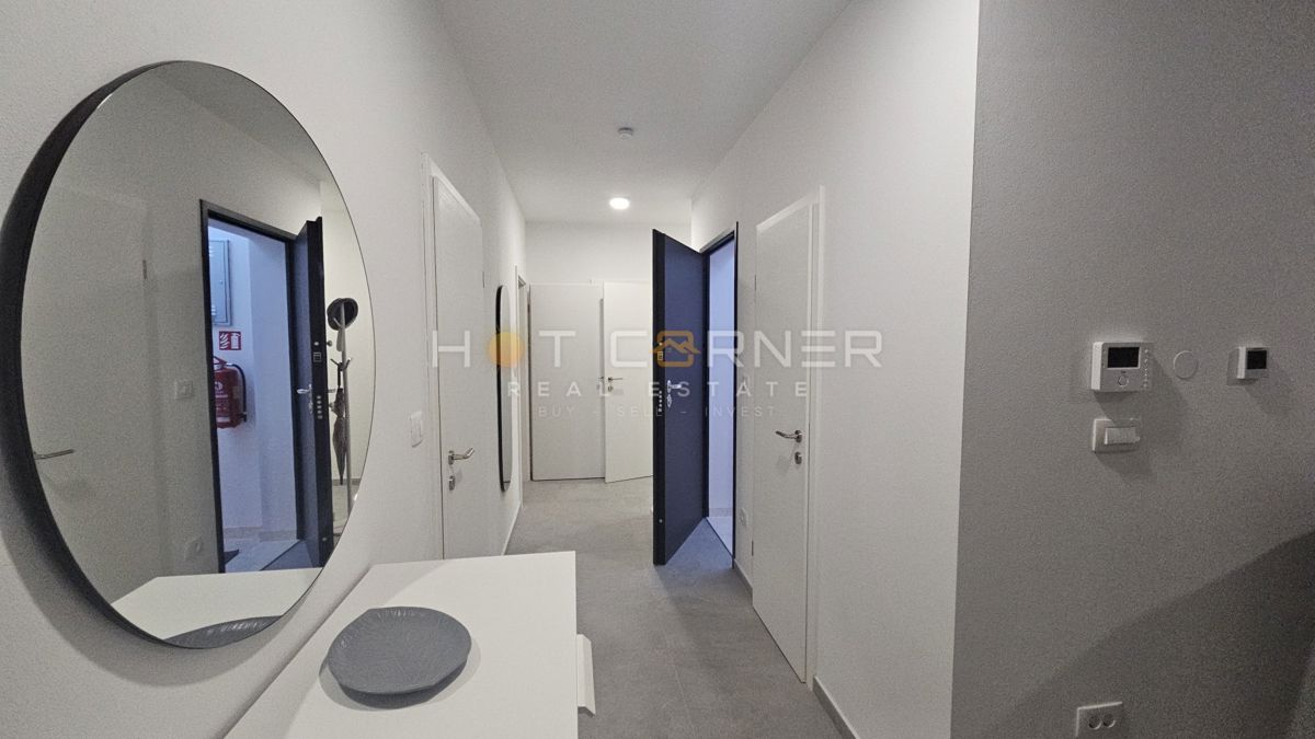 Pula, širše mestno središče, vrhunski penthouse, 3 spalnice, UPORABNO DOVOLJENJE